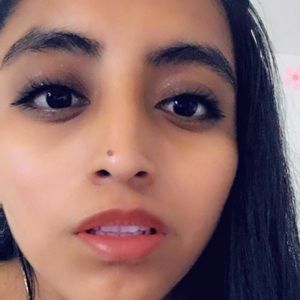 Meet your Posher, Angie